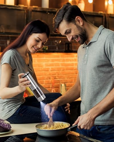 GiveBest Electric Salt Pepper Grinder Set with LED Light and USB Rechargeable