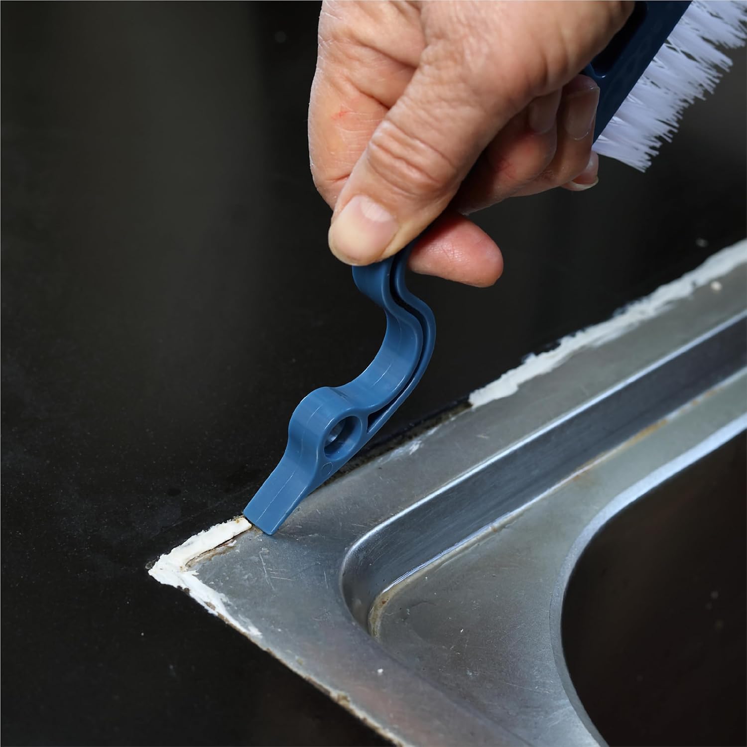 Slick Solutions Window Track Cleaning Brush 2 Pack Navy BlueOrange