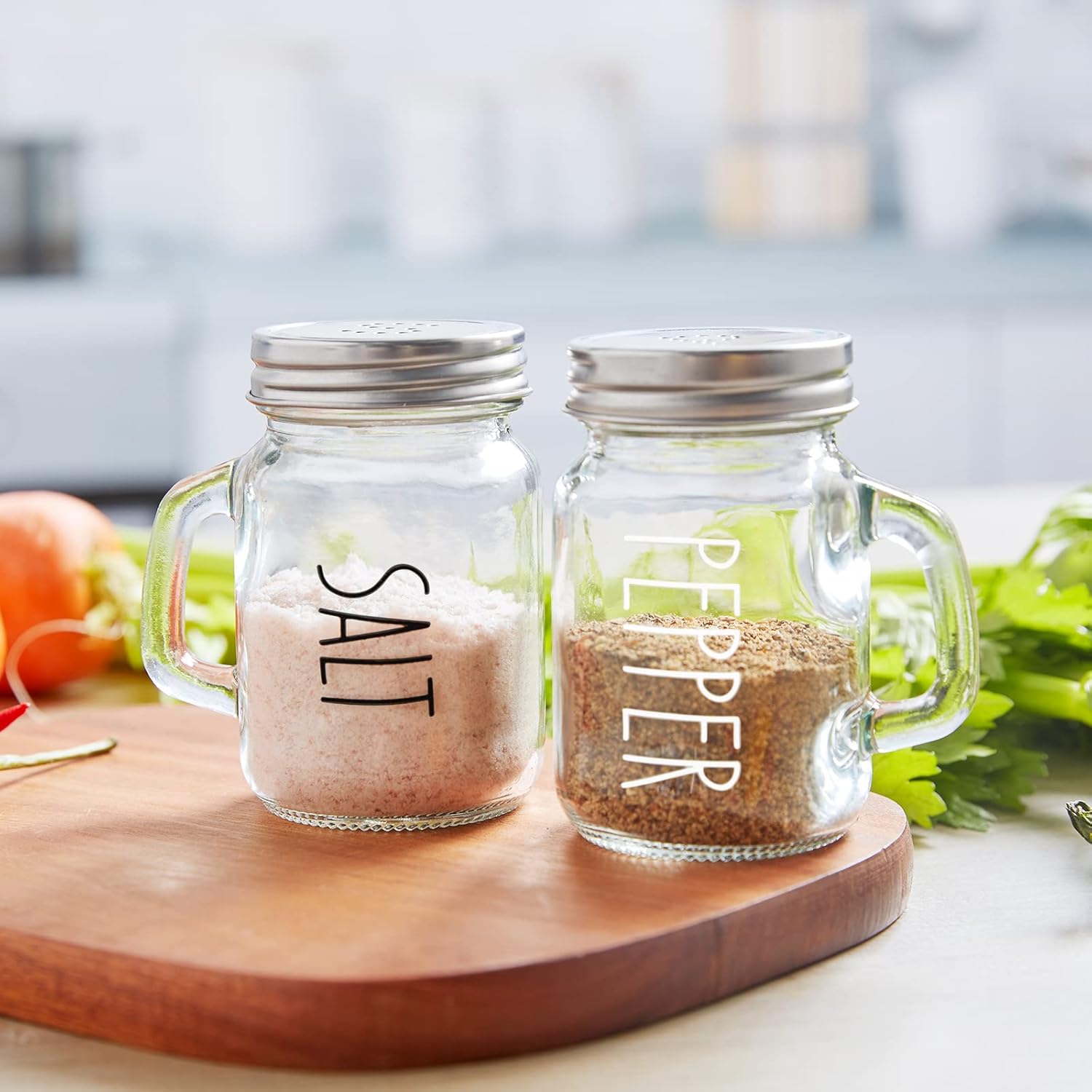ZOSUJO 4 oz Clear Salt Pepper Shaker Set