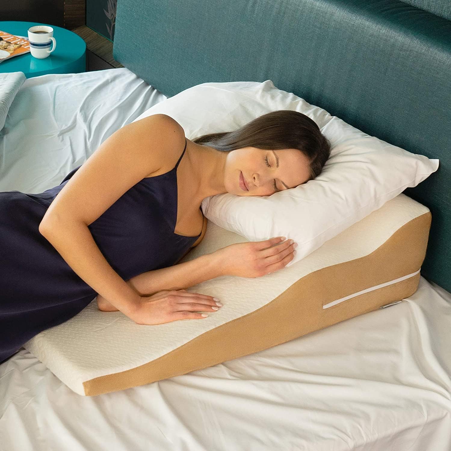 Avana Contoured Bed Wedge Pillow for Side Sleepers