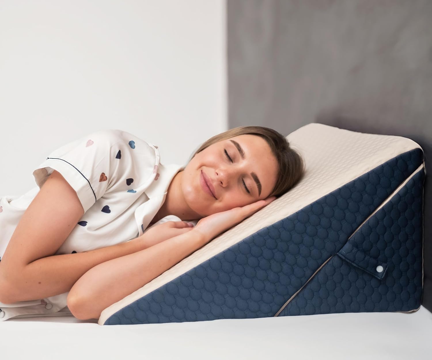 Isadem Bed Wedge Pillow - 45 Degree Incline Cushion