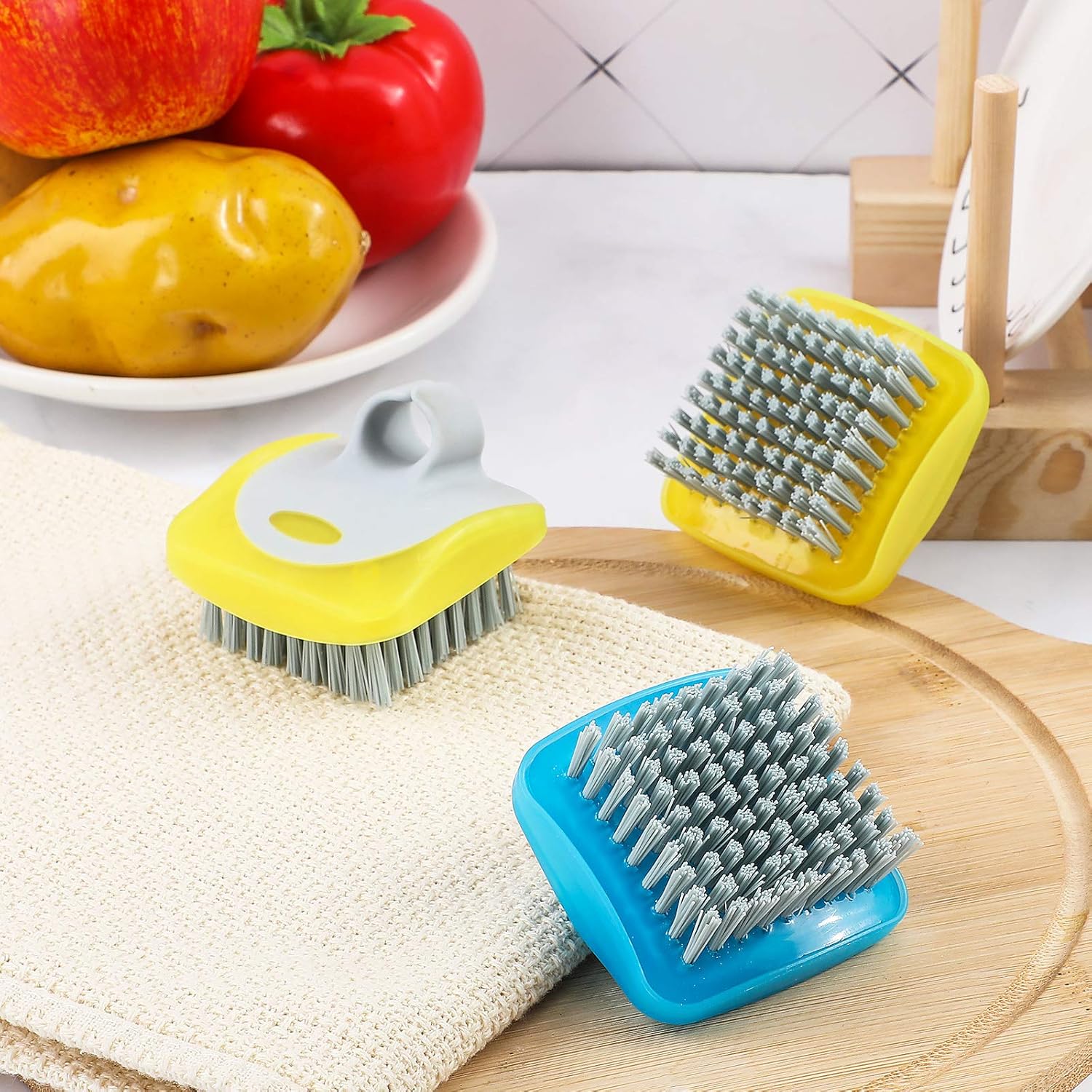 Tatuo 3-Piece Vegetable Brush Set for Fruits and Vegetables