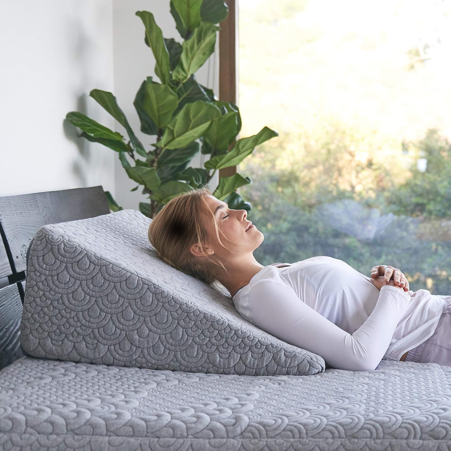 Brentwood Home Crystal Cove Wedge Pillow - Cooling Activated Charcoal Memory Foam